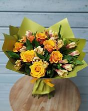 Букет цветов из:  Альстромерии и Розы в Посёлок Гжельского кирпичного завода