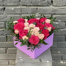 Цветочная композиция из Розы в коробке в Посёлок Гжельского кирпичного завода