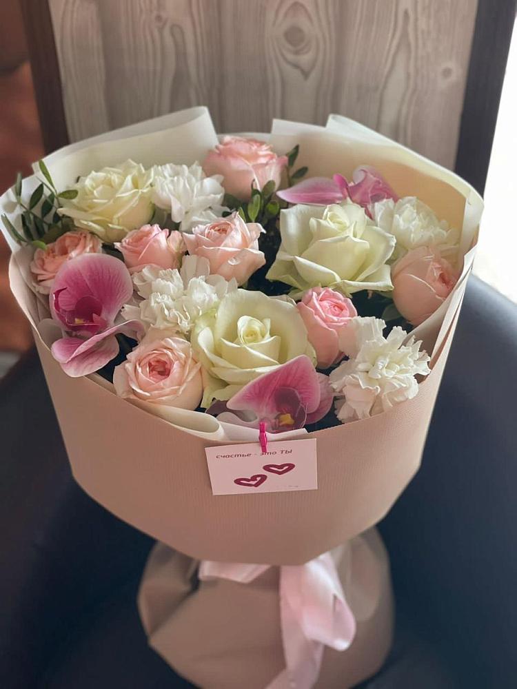 Букет цветов из: Орхидеи, Розы и Гвоздики в Посёлок Гжельского кирпичного завода