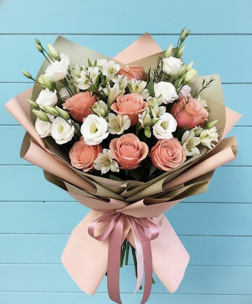 Букет цветов из: Розы, Альстромерии и Лизиантусы в Посёлок Гжельского кирпичного завода