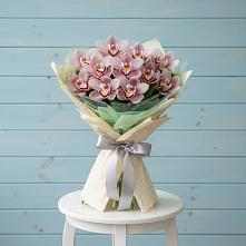 Букет цветов из:  Орхидеи и Розы в Посёлок Гжельского кирпичного завода