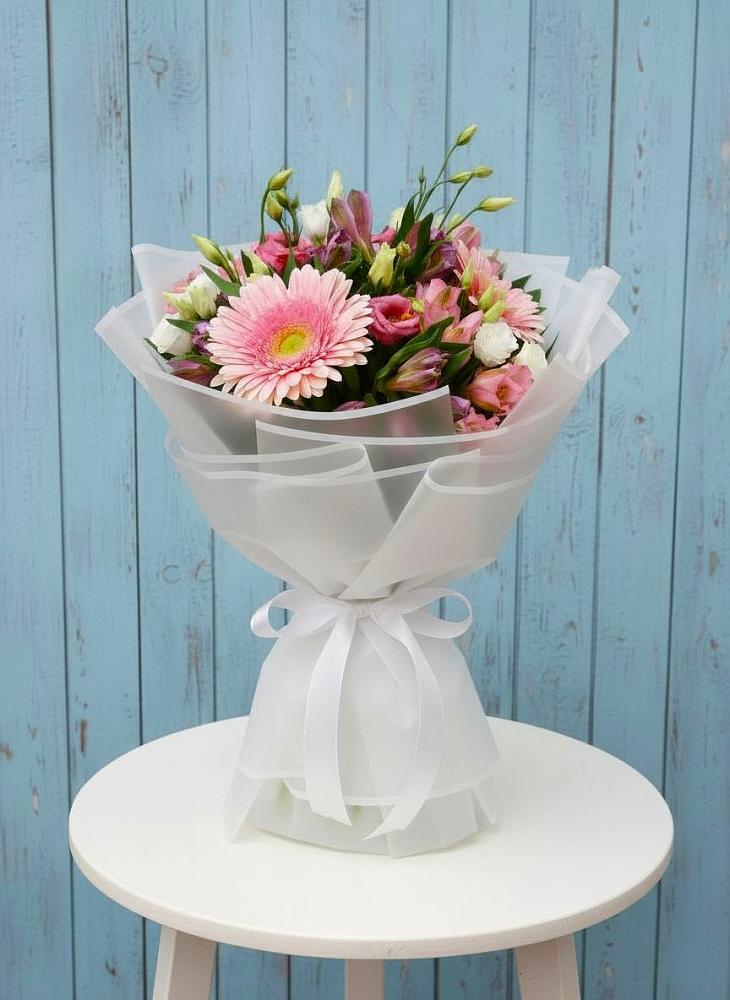 Букет цветов из: Герберы, Альстромерии и Лизиантусы в Посёлок Гжельского кирпичного завода