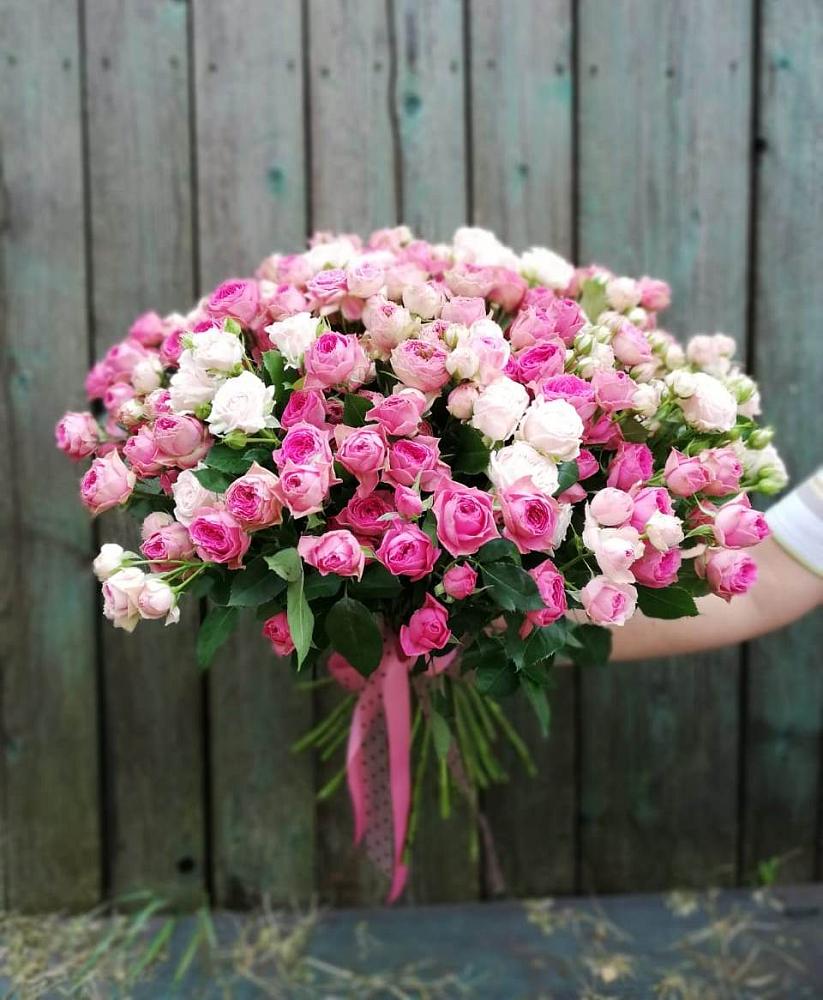 Букет Розовые кустовые розы Натали и Лав Лидия в Посёлок Гжельского кирпичного завода