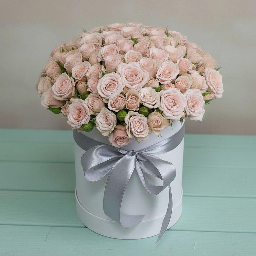 Цветочная композиция из Розы в шляпной коробке в Посёлок Гжельского кирпичного завода